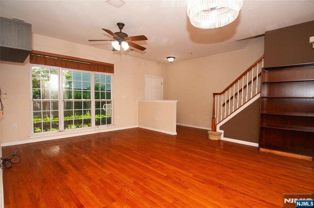 514 Deluca Road Belleville, NJ 07109 - Photo 20 of 34