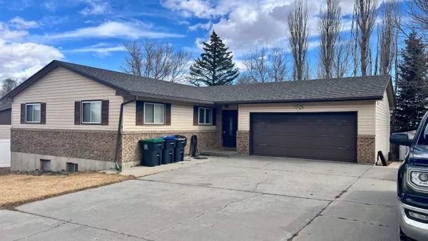 $349,900 | 530 Knotty Pine Street, Green River, WY 82935