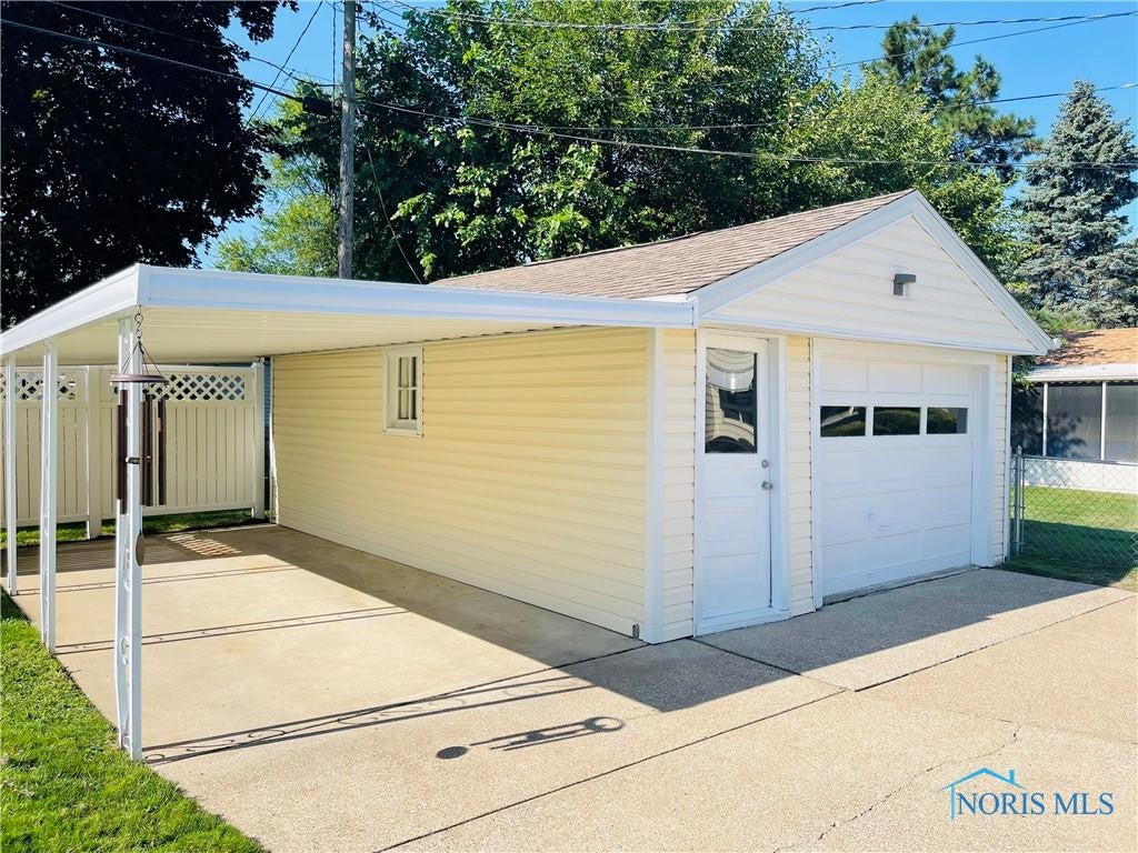 2611 Wyndale Road Toledo, OH 43613 - Photo 6 of 33 Gallery Image 6