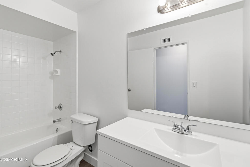 5735 Katherine Street Simi Valley, CA 93063 - Photo 17 of 30
