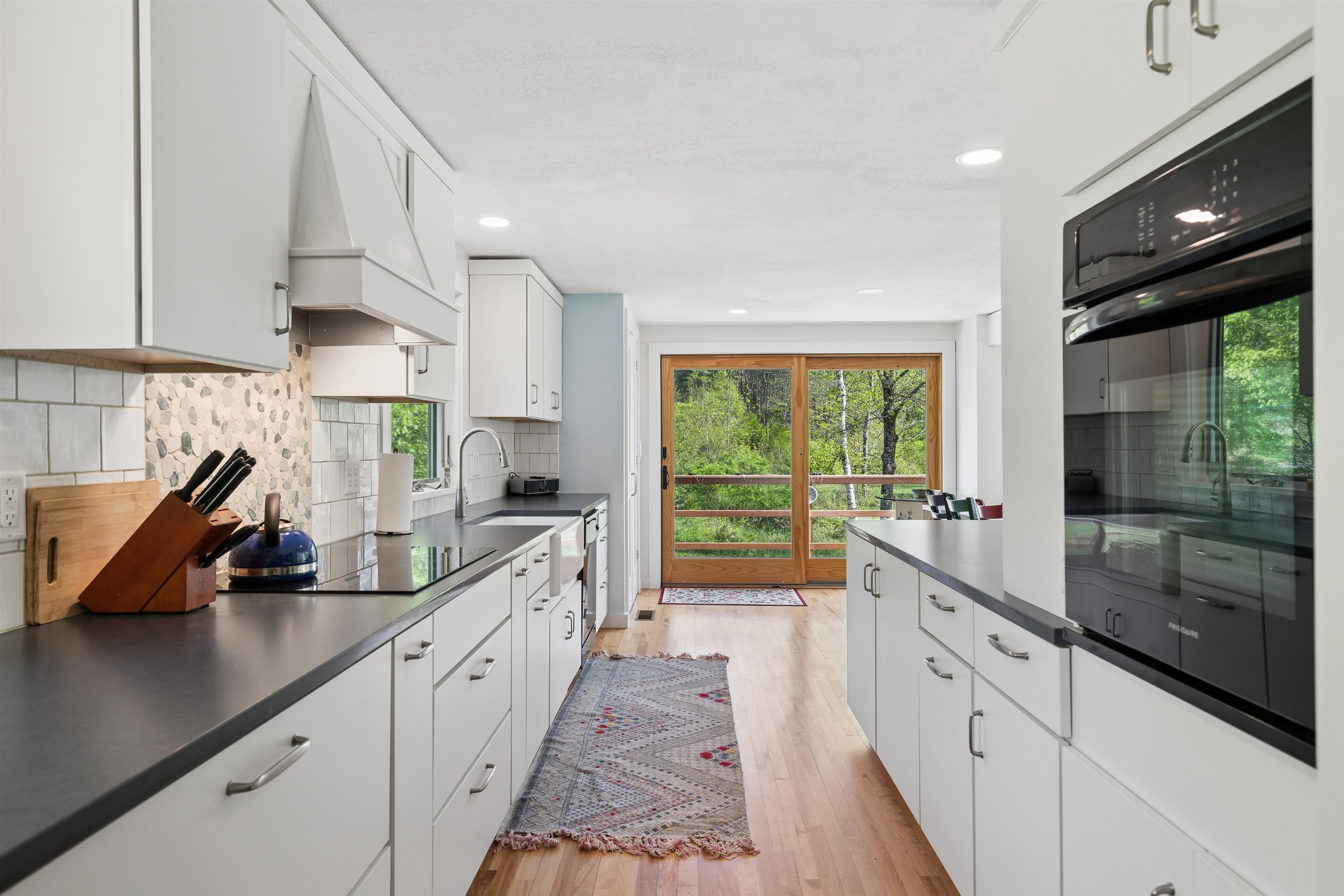 119 Ilsley Road Thetford, VT 05075 - Photo 10 of 34