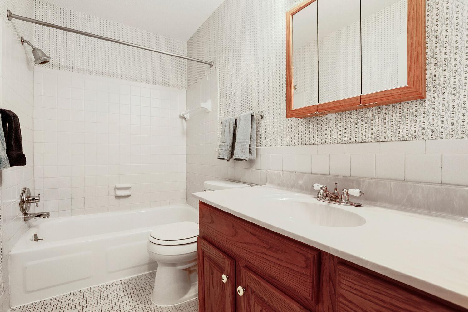 4045 Hodgson Road, Unit 312 Shoreview, MN 55126 - Photo 22 of 29
