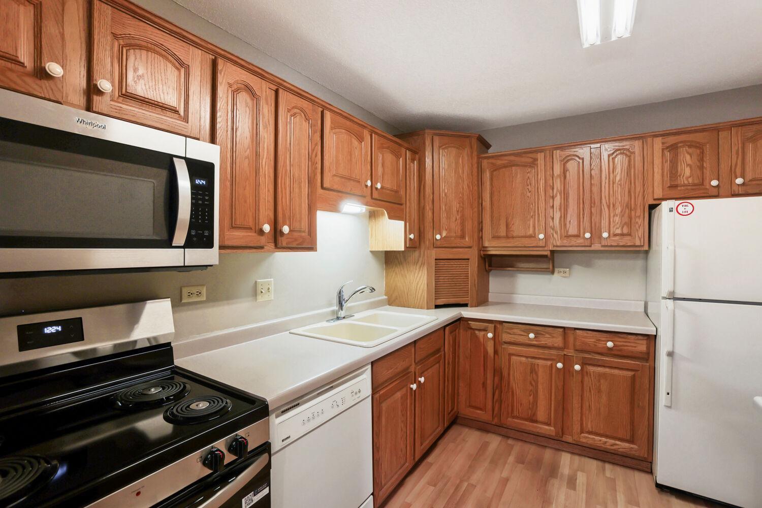 4045 Hodgson Road, Unit 312 Shoreview, MN 55126 - Photo 8 of 29