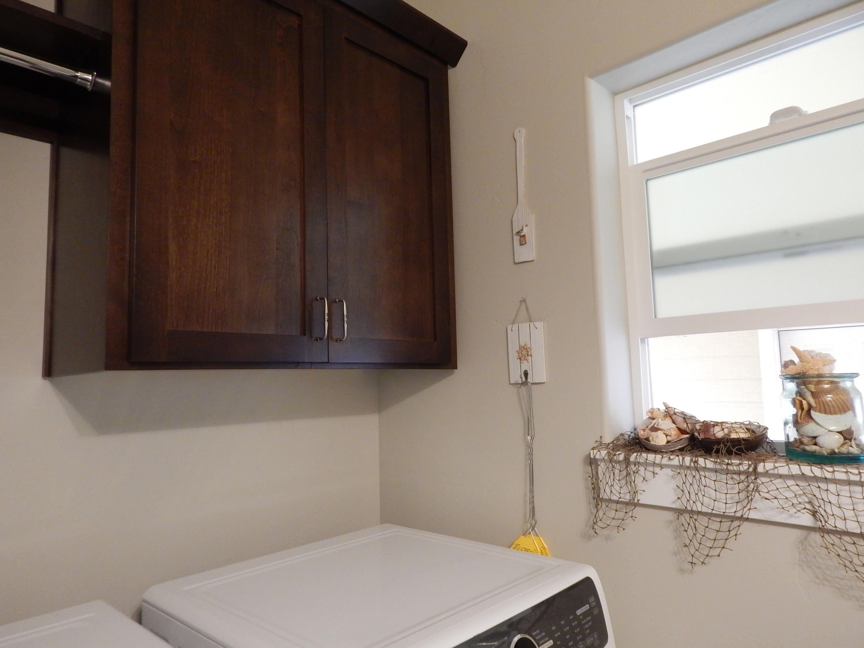 3249 Dodge Road White City, OR 97503 - Photo 11 of 34 a kitchen with a cabinets and appliances