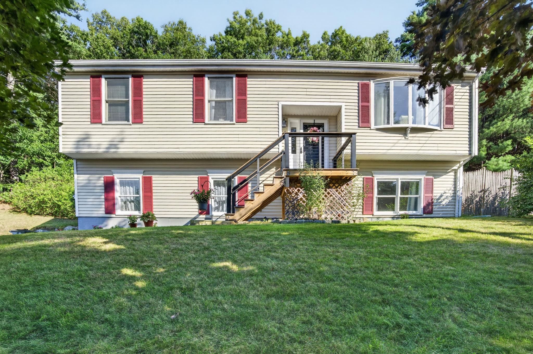 18 Cobble Hill Road Nashua, NH 03062 - Photo 1 of 44