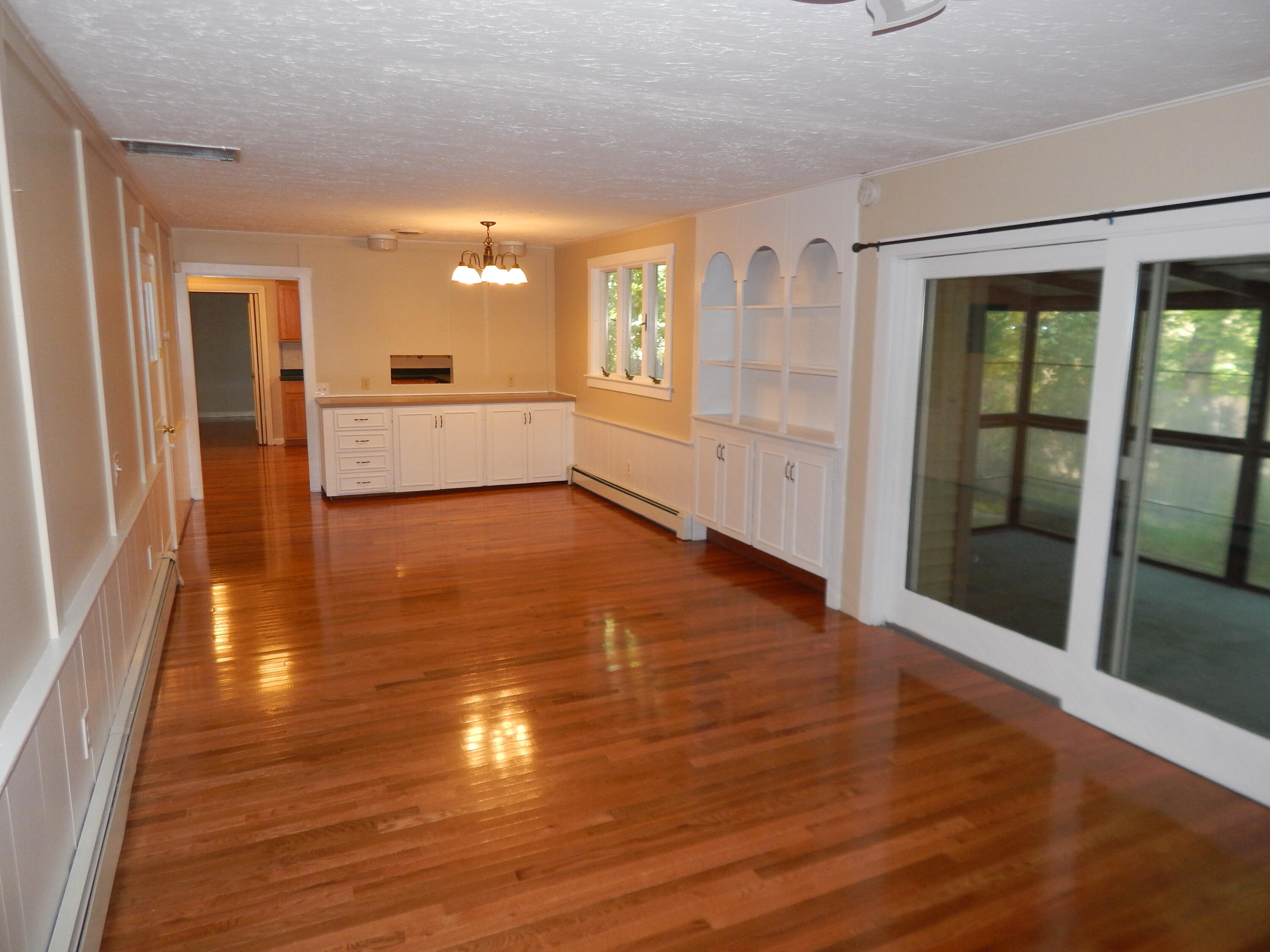 237 Clyde Road Bangor, ME 04401 - Photo 11 of 29 071