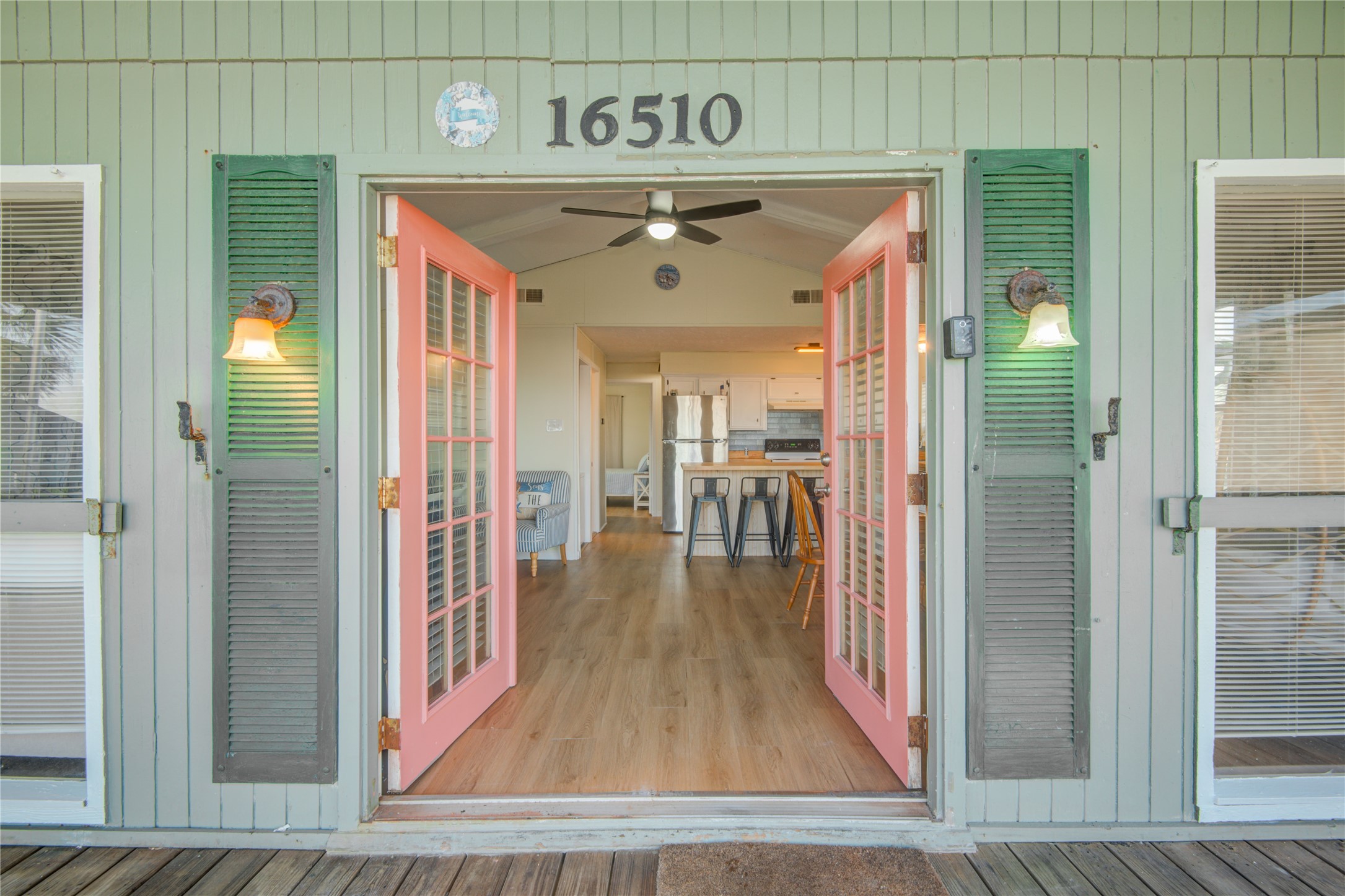 16510 Blackbeard Road Jamaica Beach, TX 77554 - Photo 13 of 39