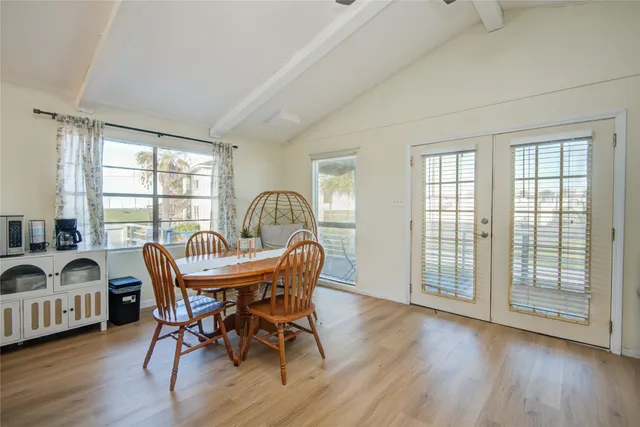 $2,195 | 16510 Blackbeard Road, Jamaica Beach, TX 77554