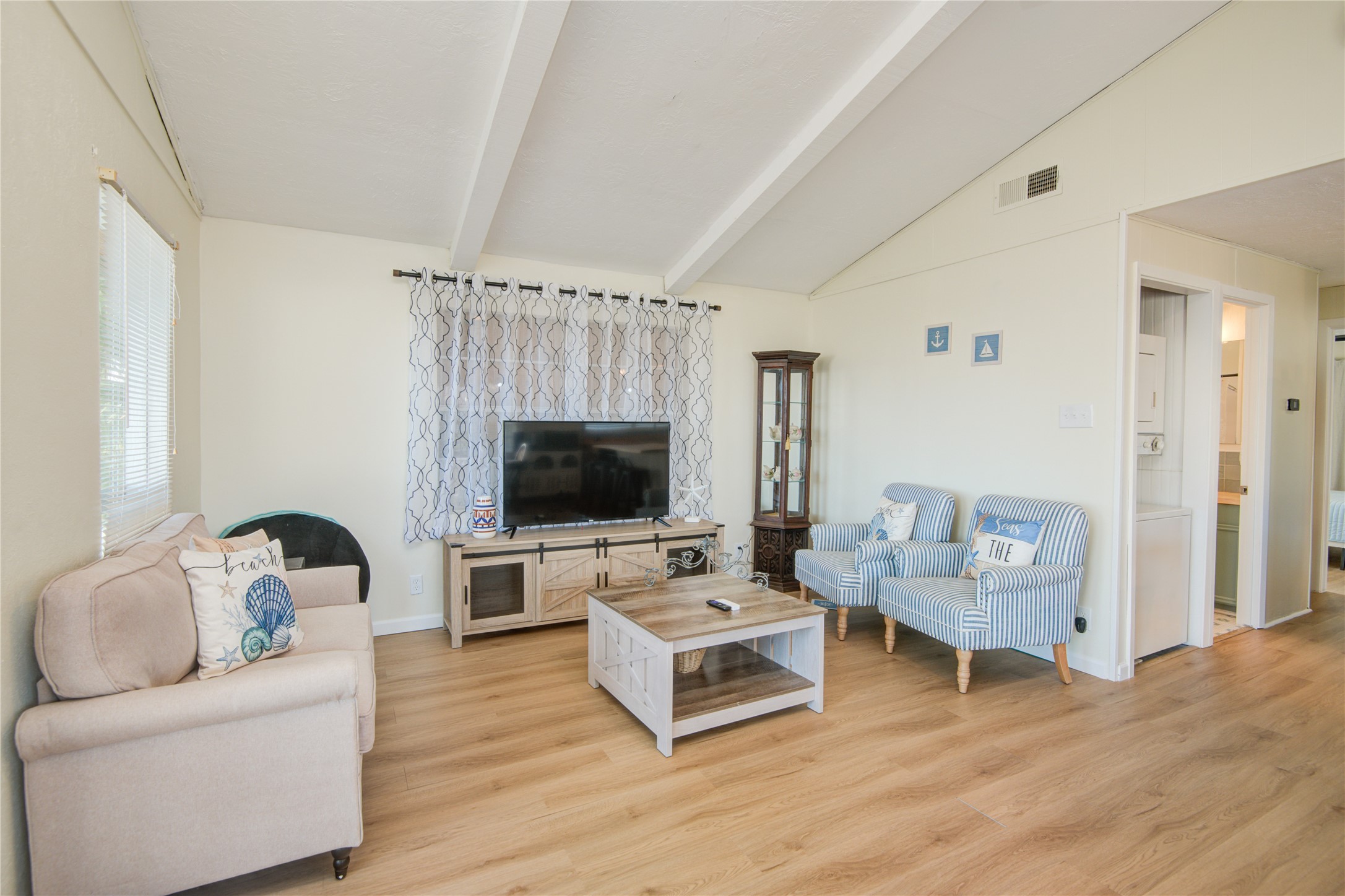 16510 Blackbeard Road Jamaica Beach, TX 77554 - Photo 18 of 39