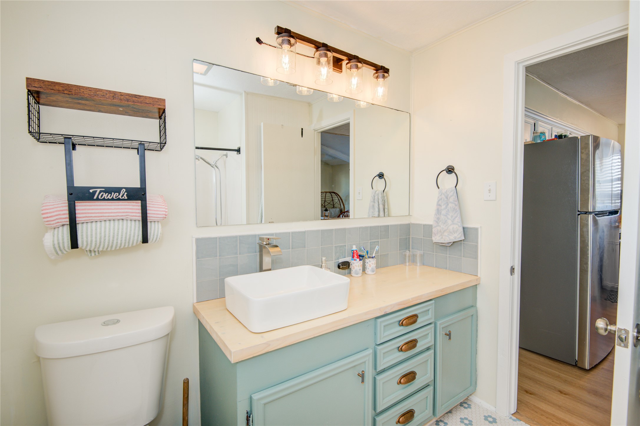 16510 Blackbeard Road Jamaica Beach, TX 77554 - Photo 30 of 39