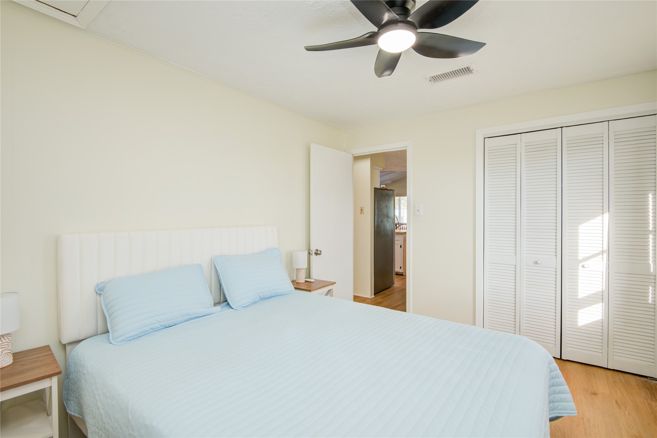 16510 Blackbeard Road Jamaica Beach, TX 77554 - Photo 32 of 39