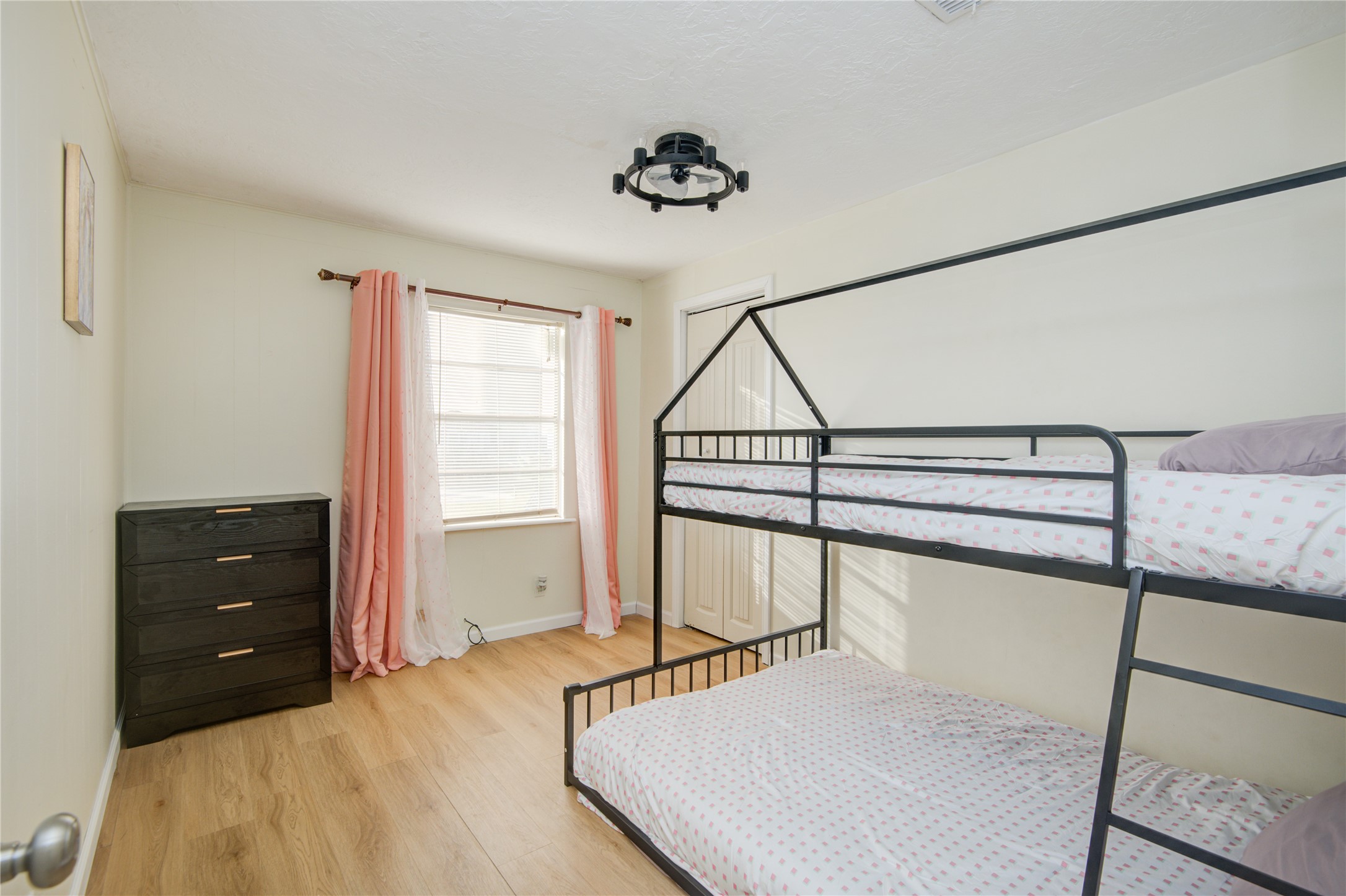 16510 Blackbeard Road Jamaica Beach, TX 77554 - Photo 34 of 39