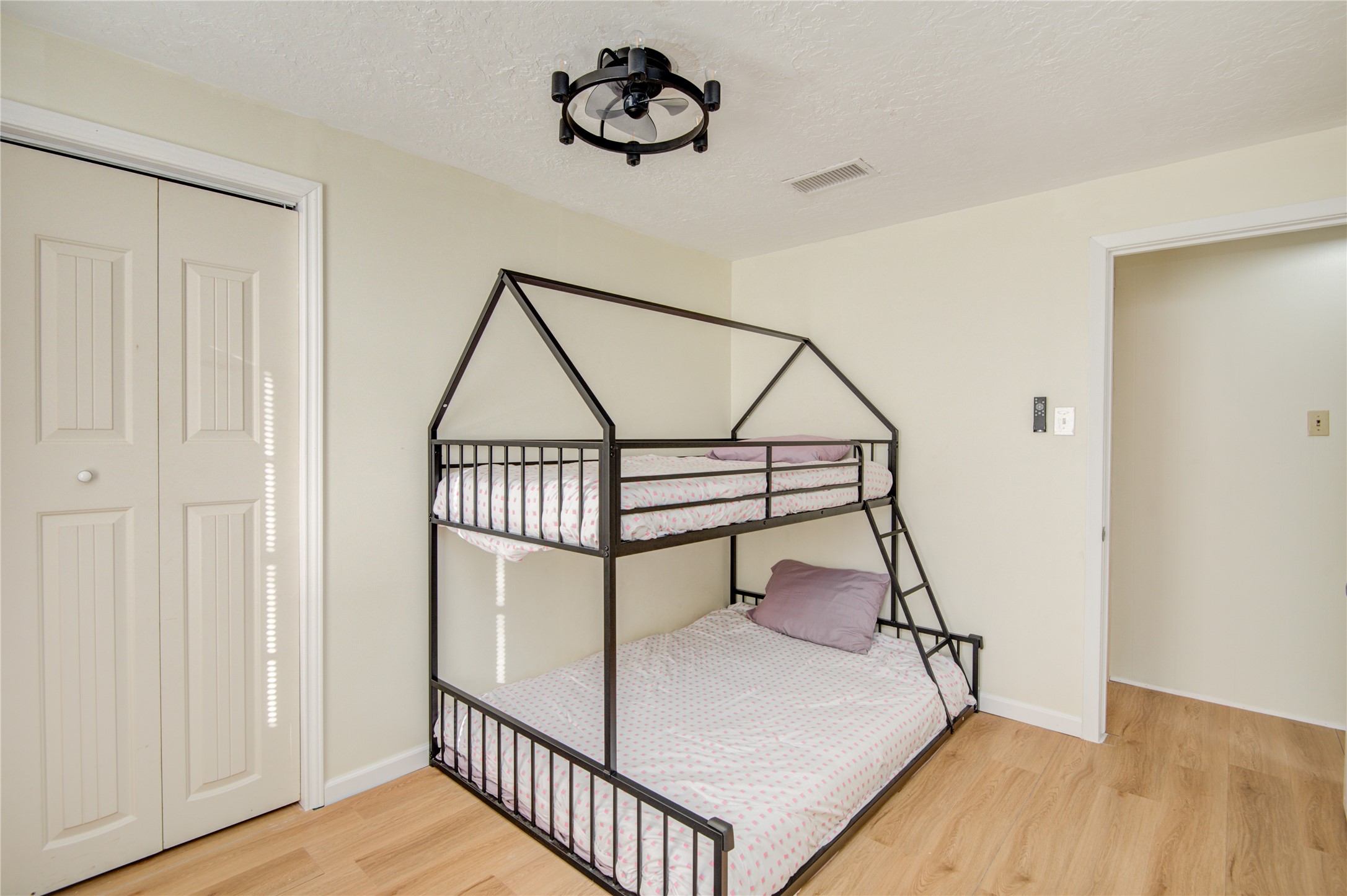 16510 Blackbeard Road Jamaica Beach, TX 77554 - Photo 35 of 39