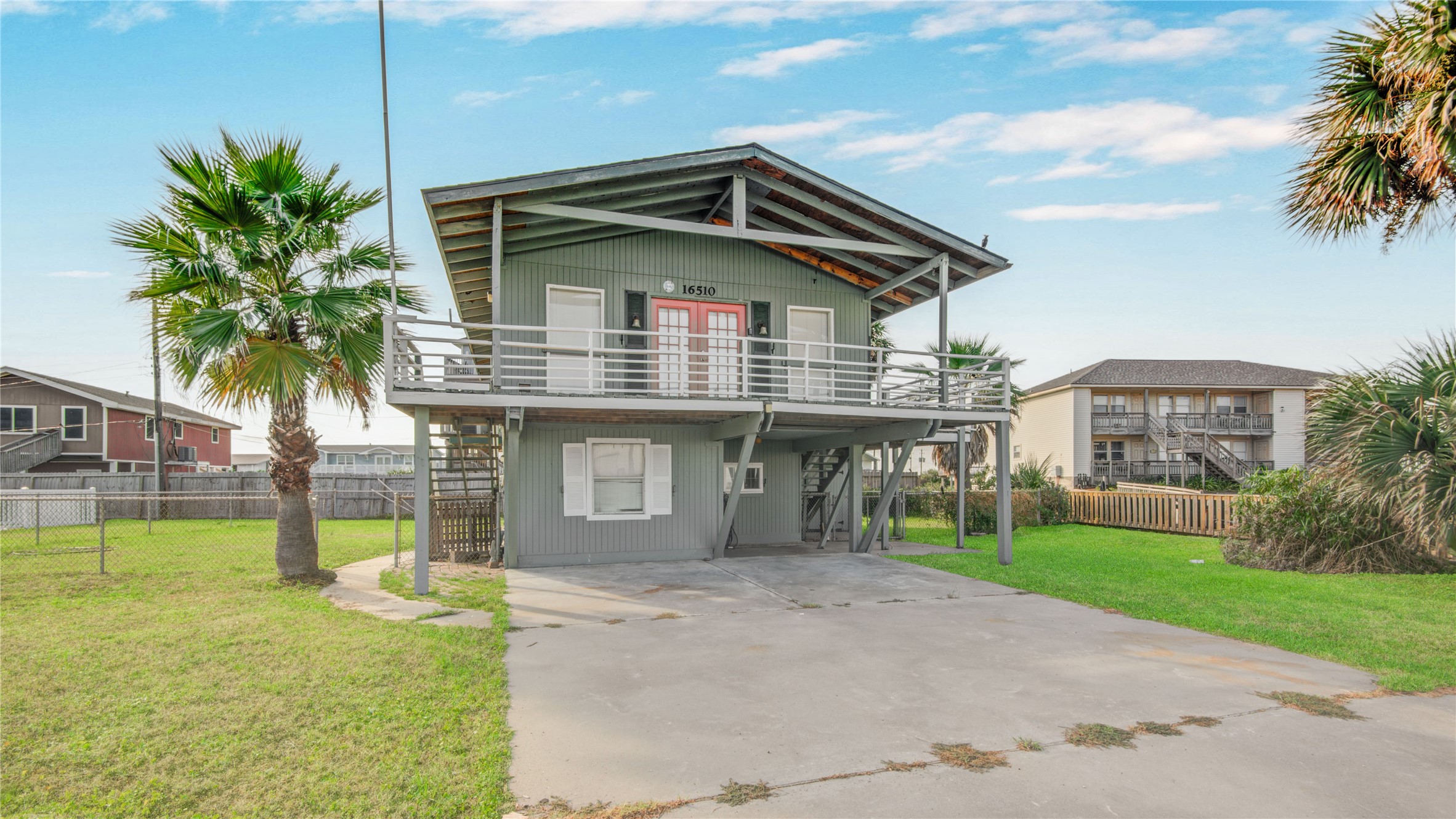 16510 Blackbeard Road Jamaica Beach, TX 77554 - Photo 4 of 39