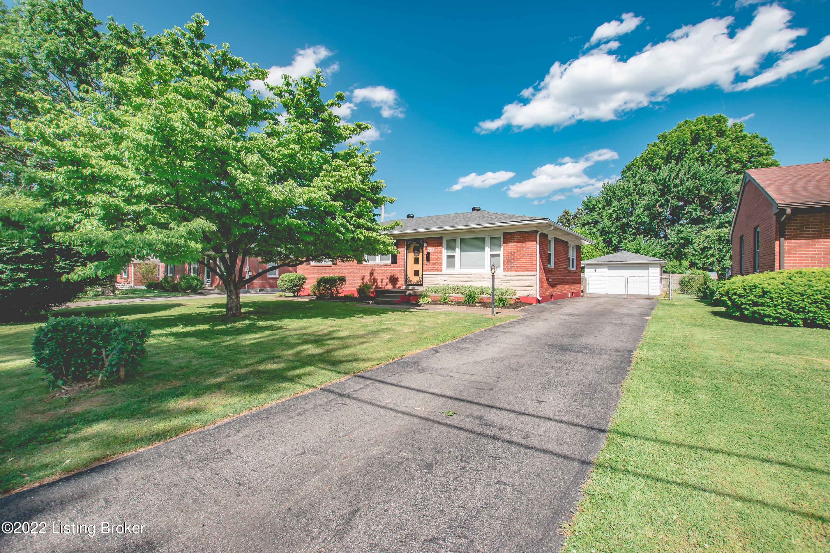 7713 Bluebonnet Road-4