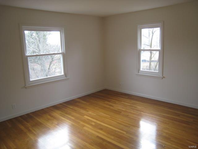 554 North Mosley Road St. Louis, MO 63141 - Photo 12 of 20 Gallery Image 12