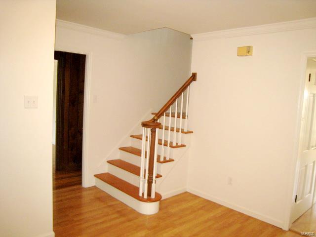 554 North Mosley Road St. Louis, MO 63141 - Photo 8 of 20 Gallery Image 8