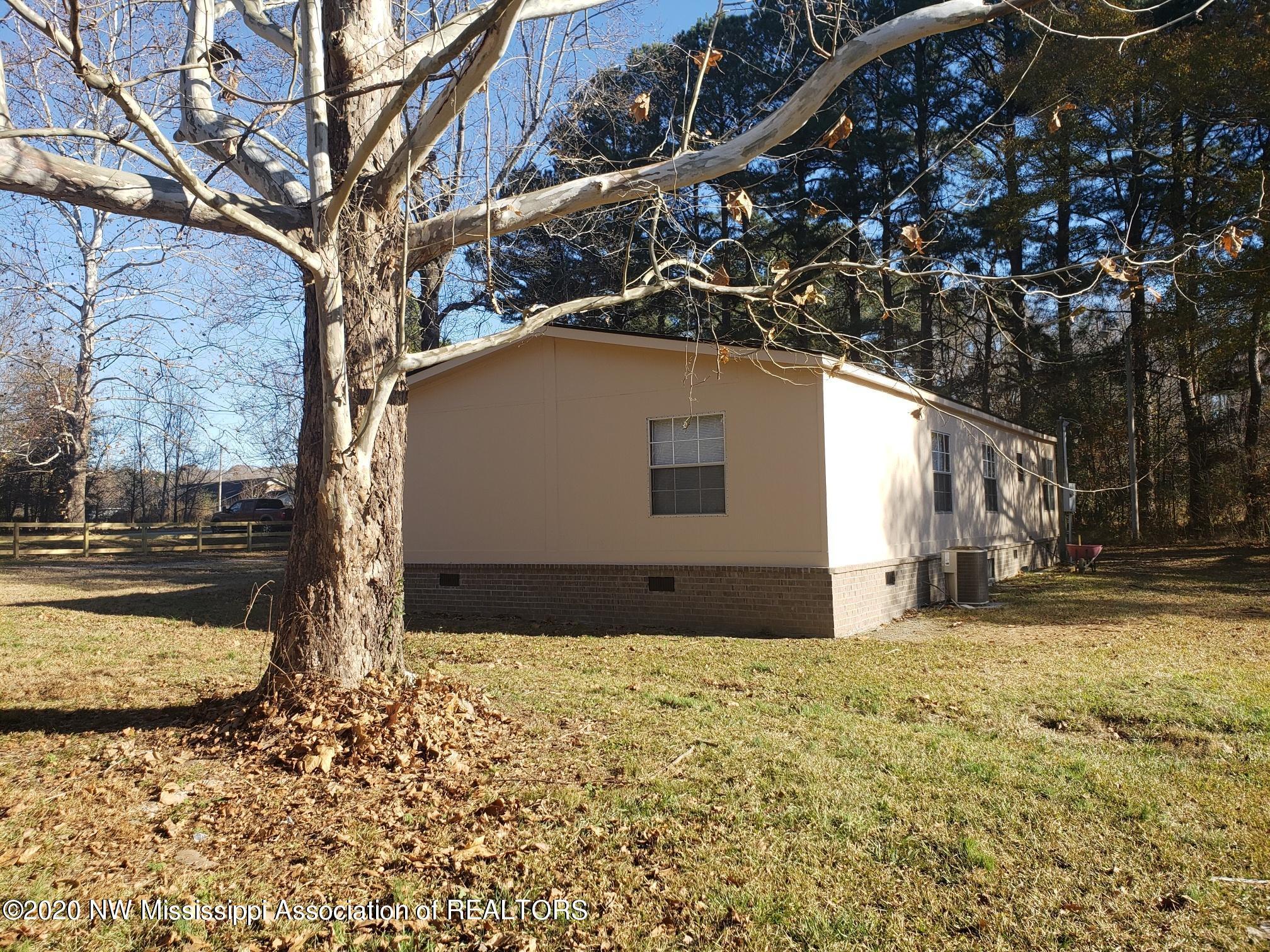 196 Valley View Road Byhalia, MS 38611 - Photo 15 of 15 20201210_100430_resized