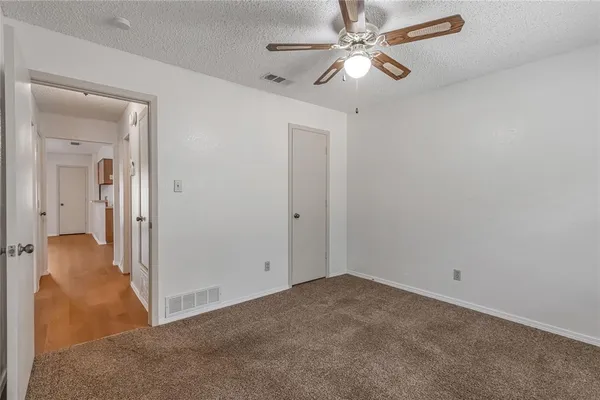 $1,450 | 420 Claire Court, Arlington, TX 76012