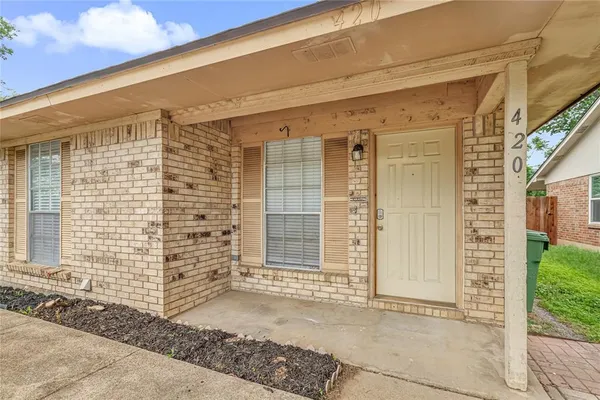 $1,450 | 420 Claire Court, Arlington, TX 76012