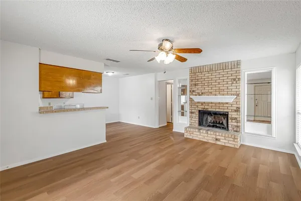 $1,450 | 420 Claire Court, Arlington, TX 76012