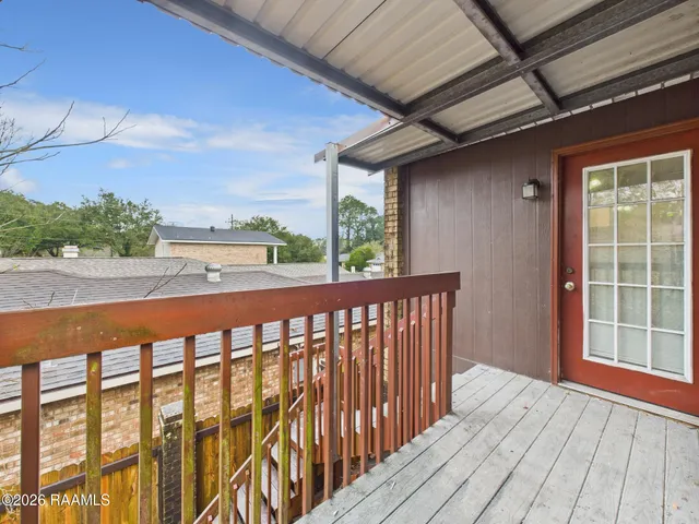 $975 | 113 Shekel Drive, Unit C, Lafayette, LA 70508