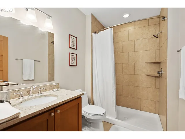 $1,600,000 | 26 Ridgeview Road, White Salmon, WA 98672