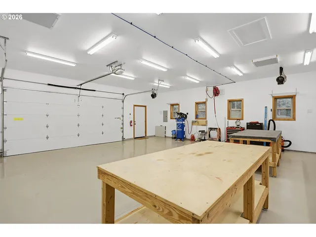 $1,600,000 | 26 Ridgeview Road, White Salmon, WA 98672