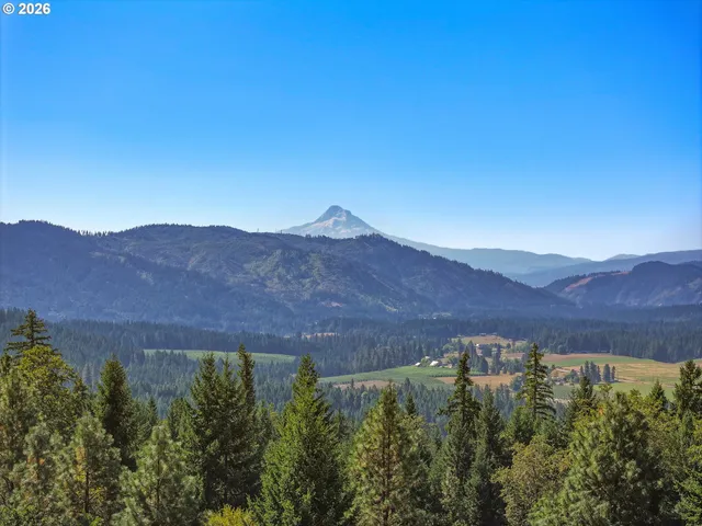 $1,600,000 | 26 Ridgeview Road, White Salmon, WA 98672