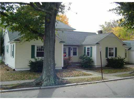 110 Metropolitan Road Providence, RI 02908 - Photo 1 of 13 Exterior Front.