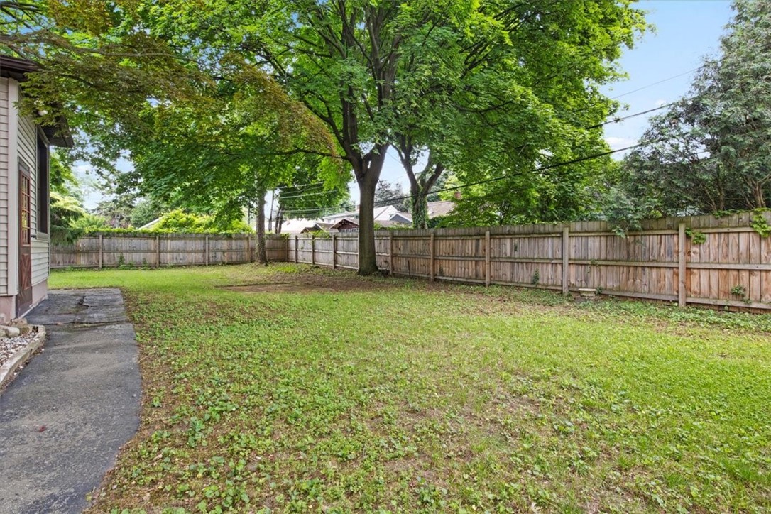 153 Seneca Road Irondequoit, NY 14622 - Photo 24 of 25