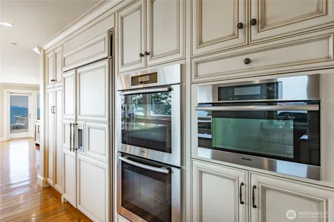 $2,799,000 | 5685 Nakat Way, Blaine, WA 98230