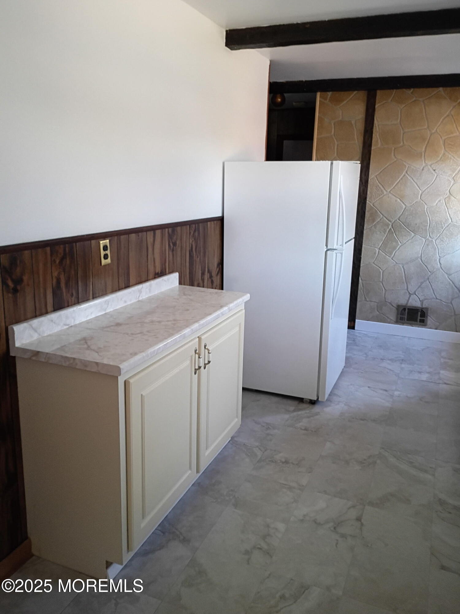 1595 Forge Pond Road Brick, NJ 08724 - Photo 8 of 35 a utility room with washer and dryer