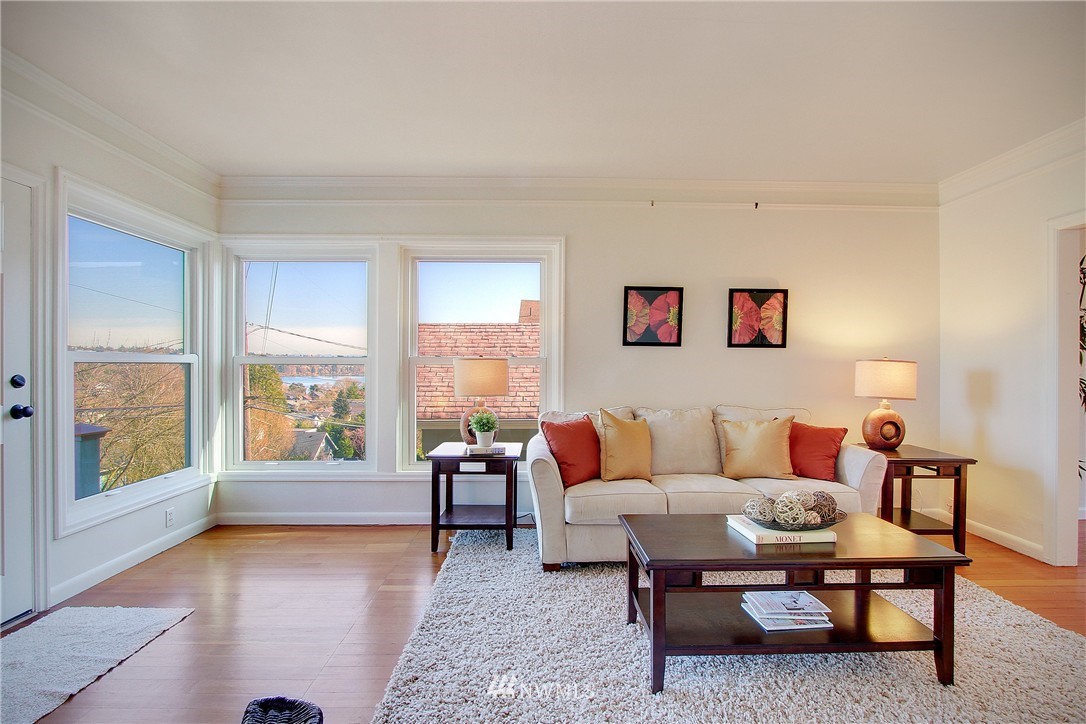 603 North 65th Street Seattle, WA 98103 - Photo 4 of 25 Gallery Image 4