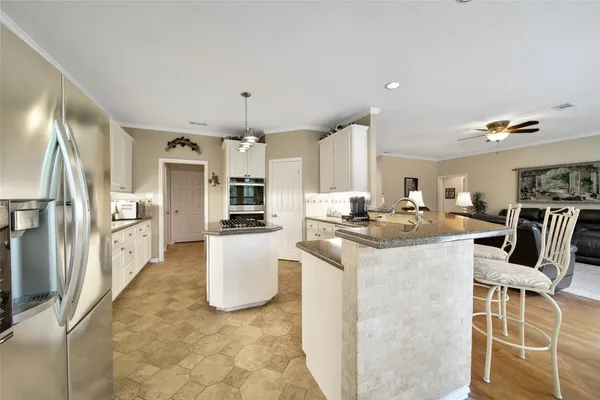 $699,900 | 31219 Johlke Road, Magnolia, TX 77355