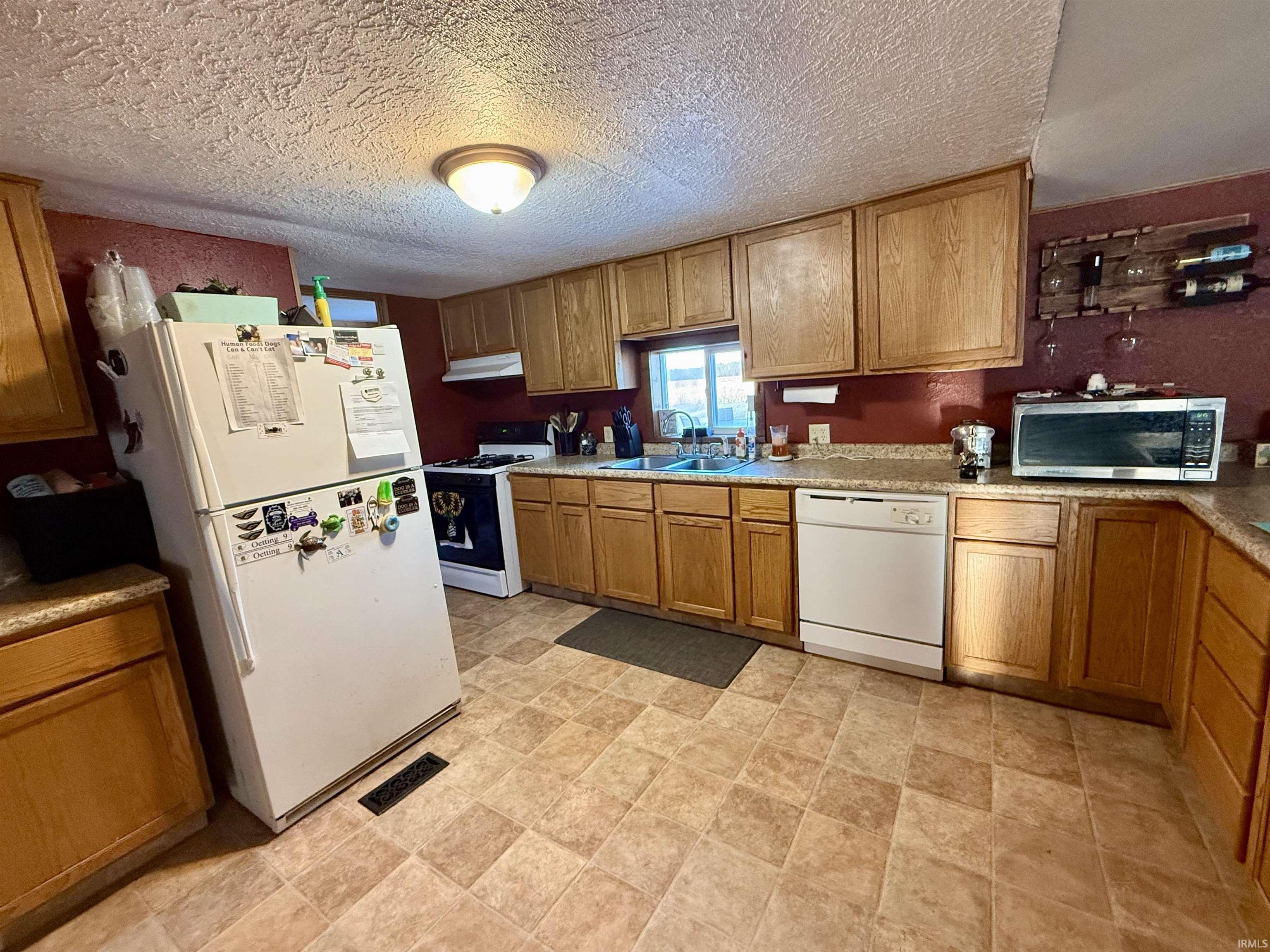 11461 North Minnich Road Decatur, IN 46733 - Photo 6 of 34