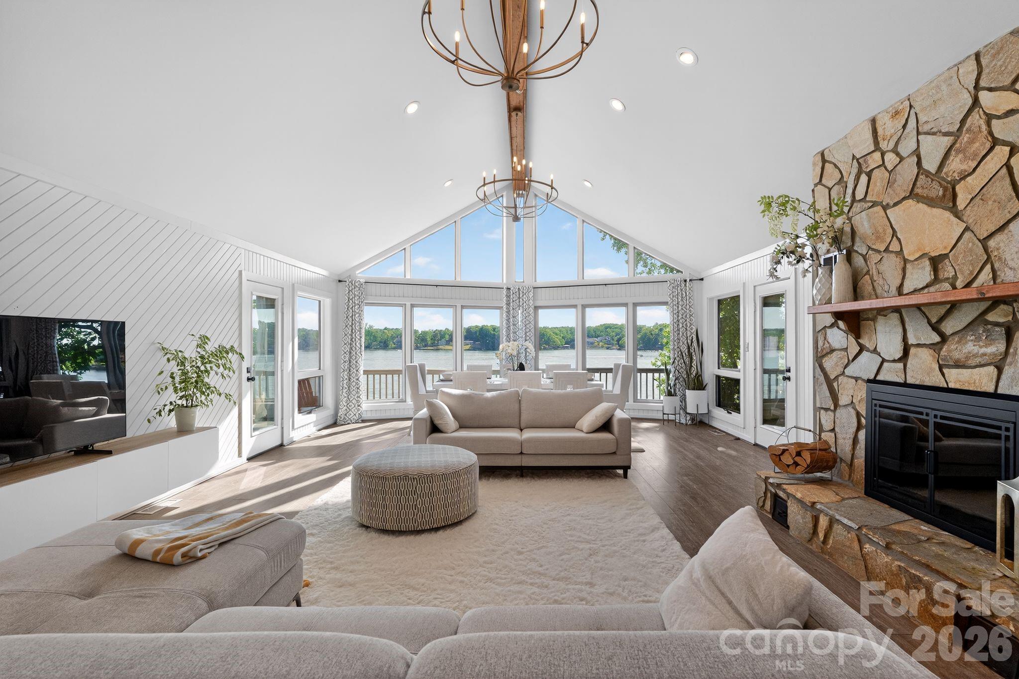 8611 Island Point Road Charlotte, NC 28278 - Photo 27 of 46 Gallery Image 27