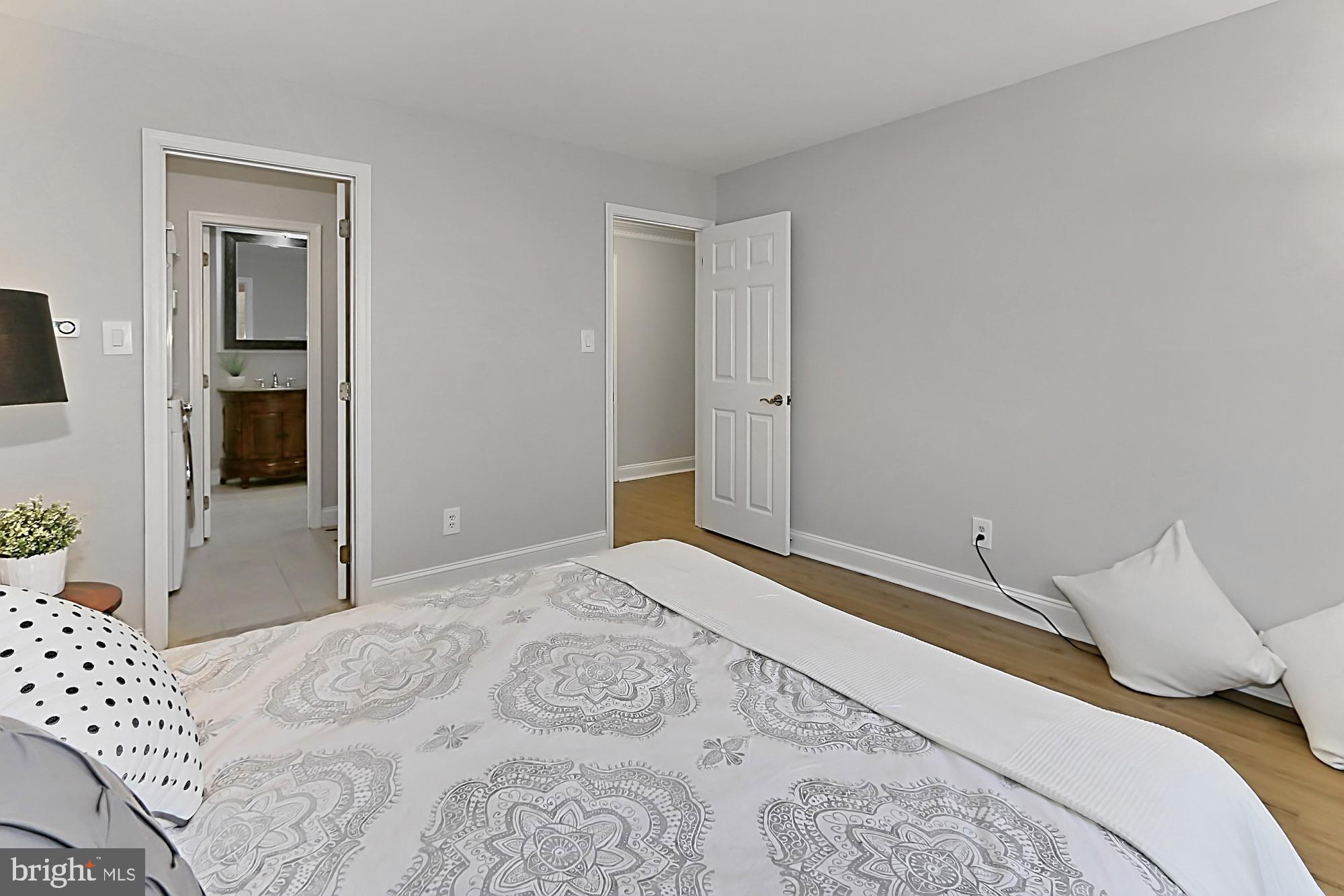 5905 Noblestown Road, Unit L Springfield, VA 22152 - Photo 21 of 49 Master bedroom with entry into the full bath