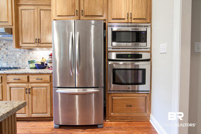 8265 Pine Run Daphne, AL 36527 - Photo 17 of 46 Kitchen
