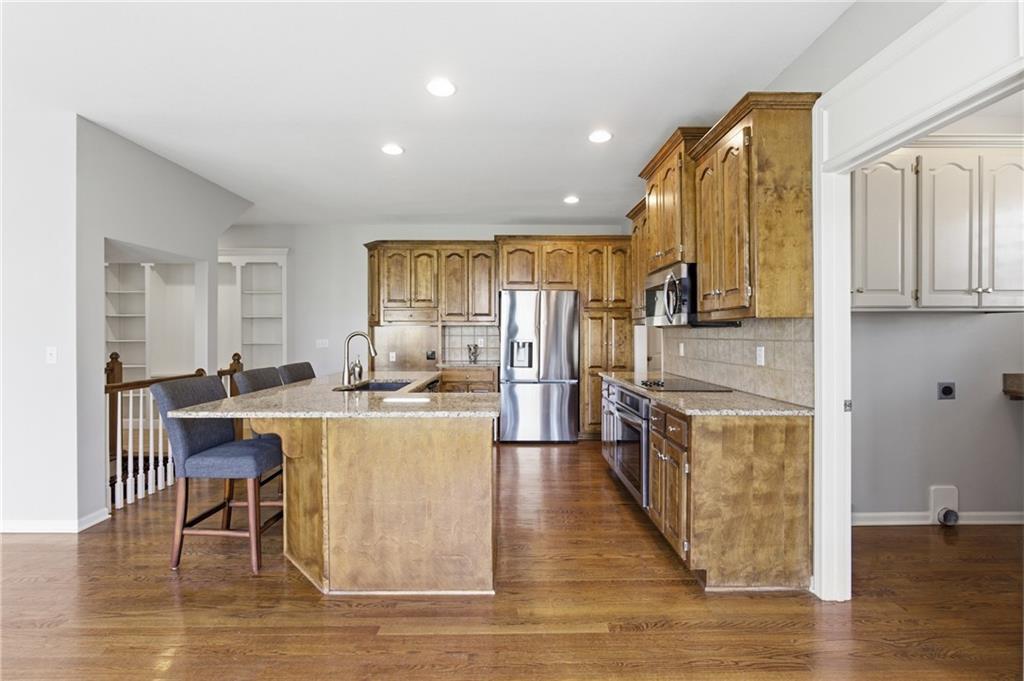 21516 West 99th Street Lenexa, KS 66220 - Photo 11 of 53