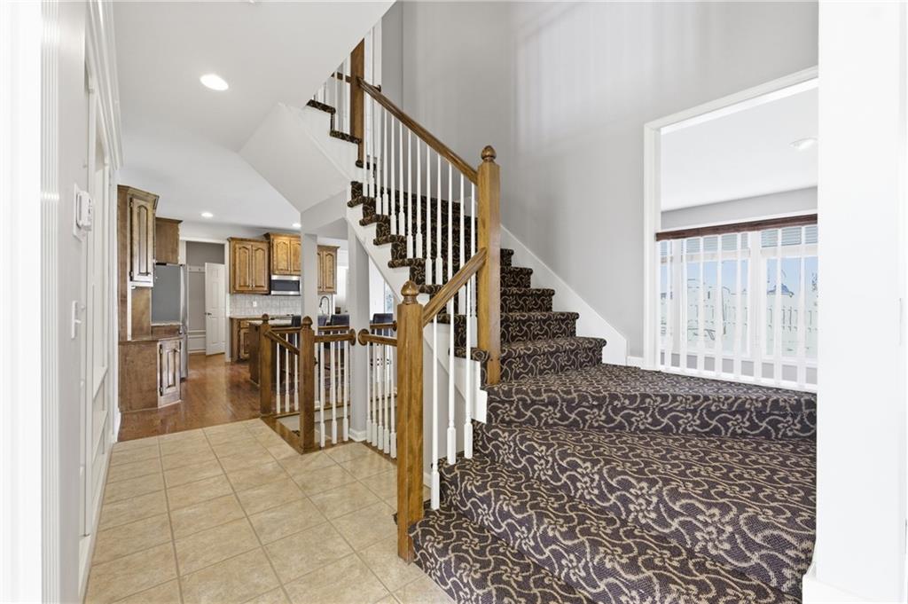 21516 West 99th Street Lenexa, KS 66220 - Photo 16 of 53