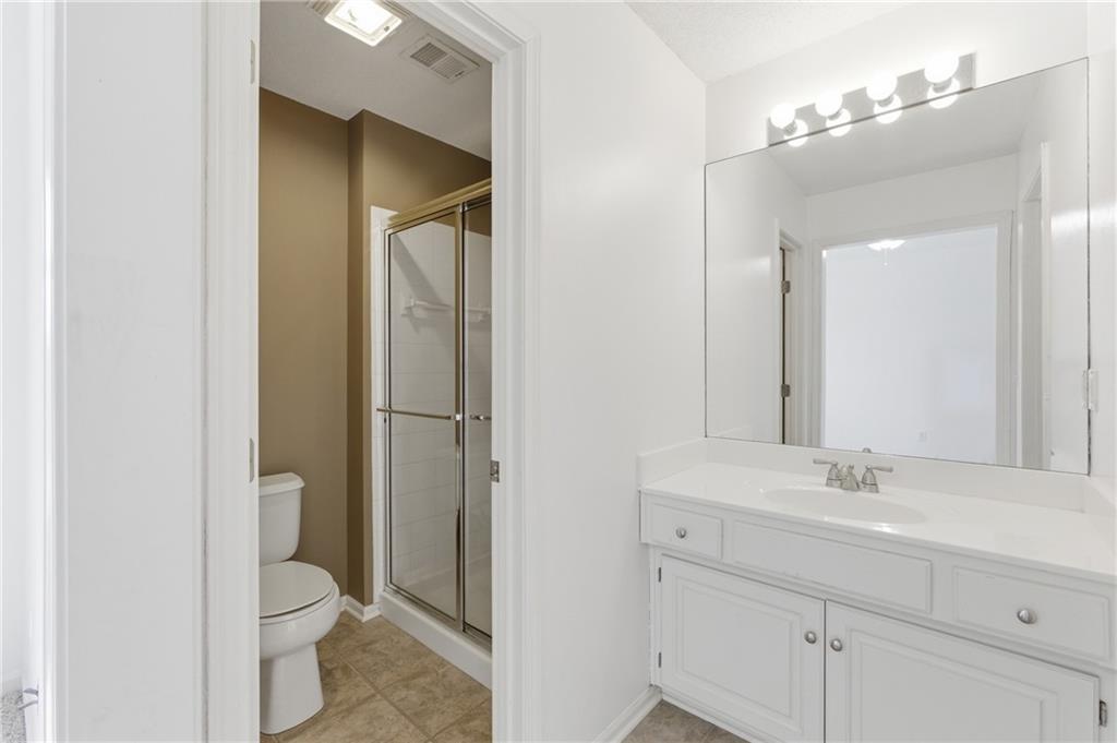 21516 West 99th Street Lenexa, KS 66220 - Photo 23 of 53