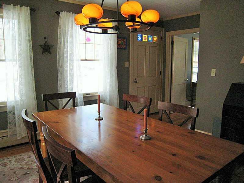 261 Main Street Cumberland Center, ME 04021 - Photo 16 of 34 Dining Room.