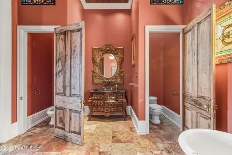 $515,000 | 12 Bayside Drive, Lafayette, LA 70508