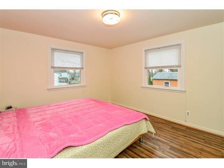2918 Eagle Road Abington, PA 19001 - Photo 16 of 25 Master Bedroom