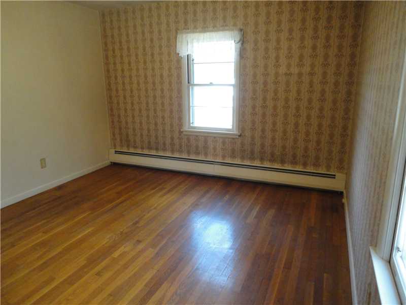 4 Sir Charles Road Lincoln, RI 02865 - Photo 11 of 14 Bedroom.