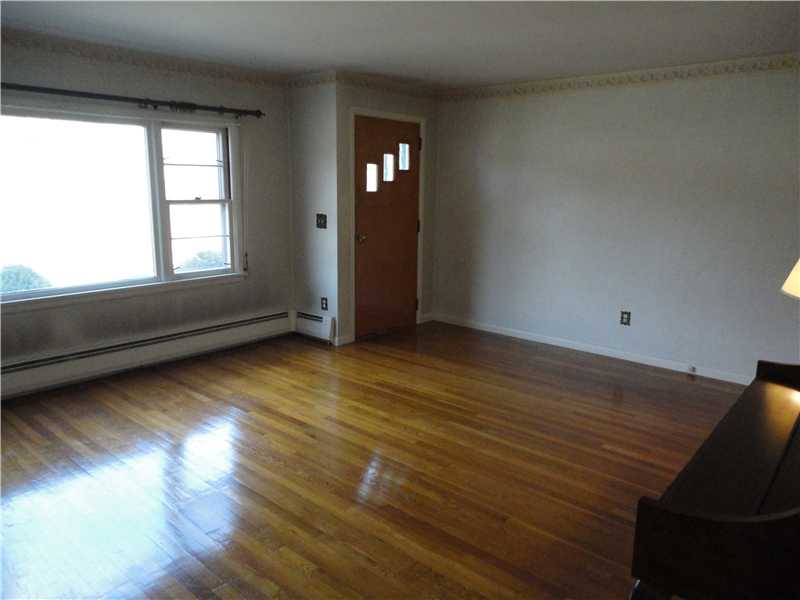 4 Sir Charles Road Lincoln, RI 02865 - Photo 8 of 14 Living Room.