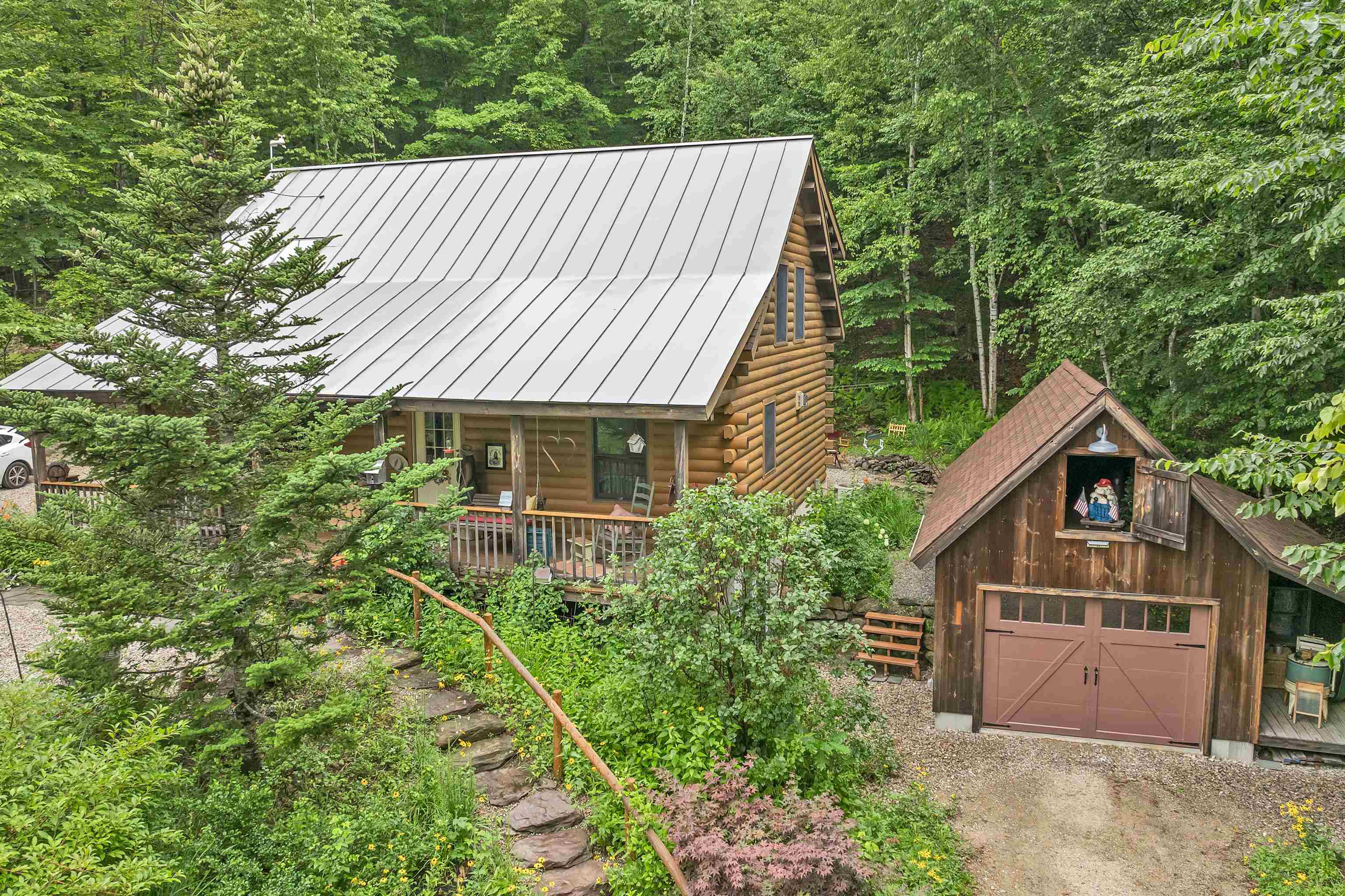 39 Valley Road Tuftonboro, NH 03816 - Photo 3 of 56