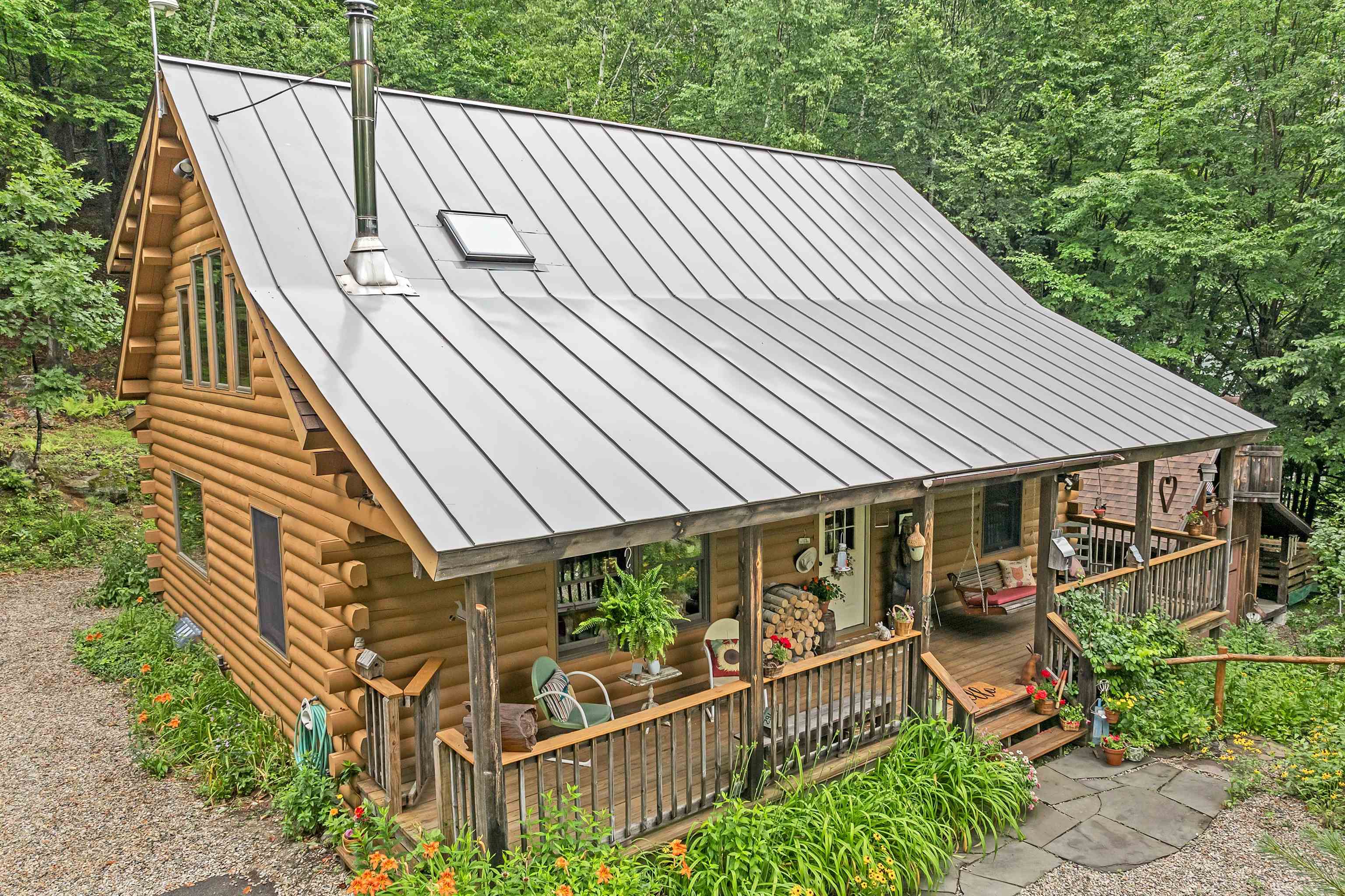 39 Valley Road Tuftonboro, NH 03816 - Photo 4 of 56