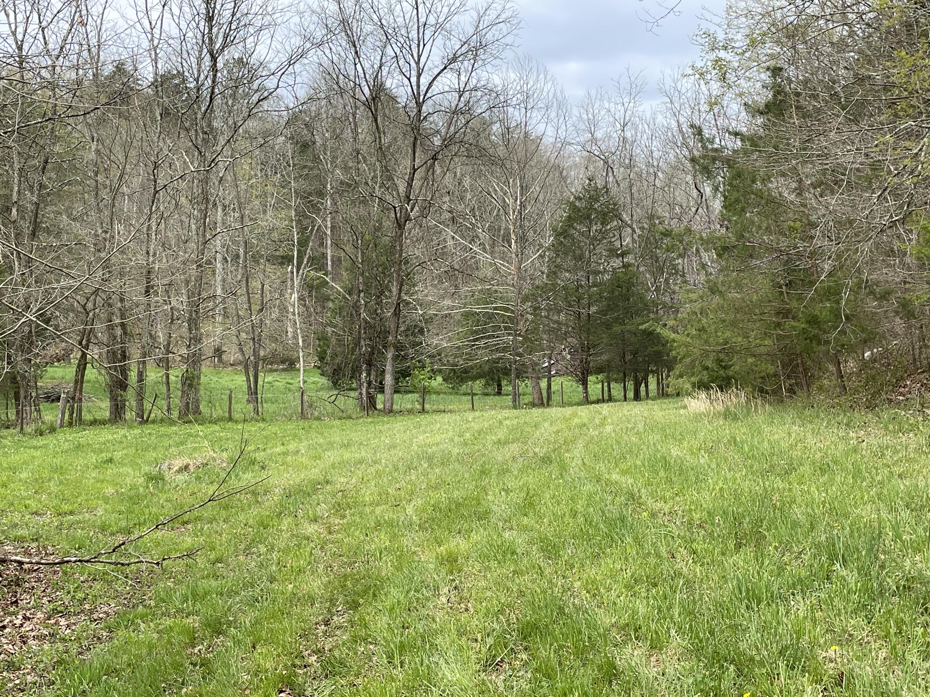 645 Camp Victory Road Somerset, KY 42501 - Photo 8 of 27 91E3802D-278A-4070-891A-059BF431A712